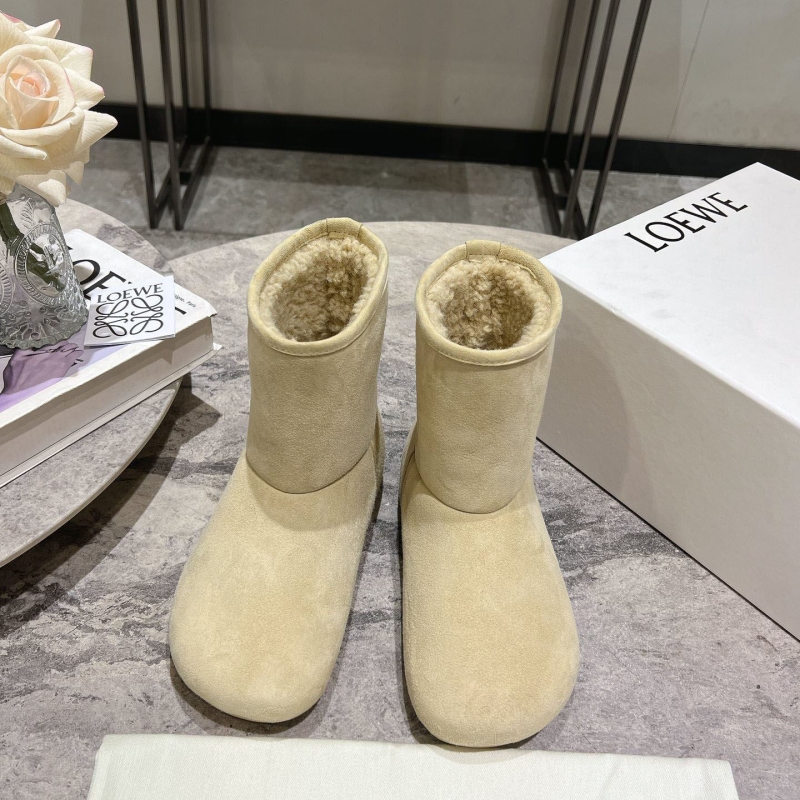 l*ew* boots